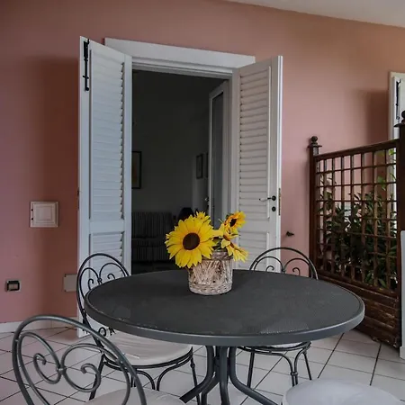 Apartment Fiorita Lipari - Girasole *